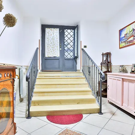 Vesuvium Garden Bed & Breakfast *