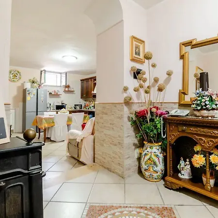 Guesthost - Vesuvium Garden