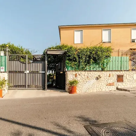 Apartamento Guesthost - Vesuvium Garden San Giorgio a Cremano